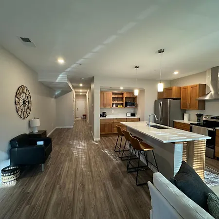 Villa Unwind In Style At Fargo'S Hidden Gem! #102